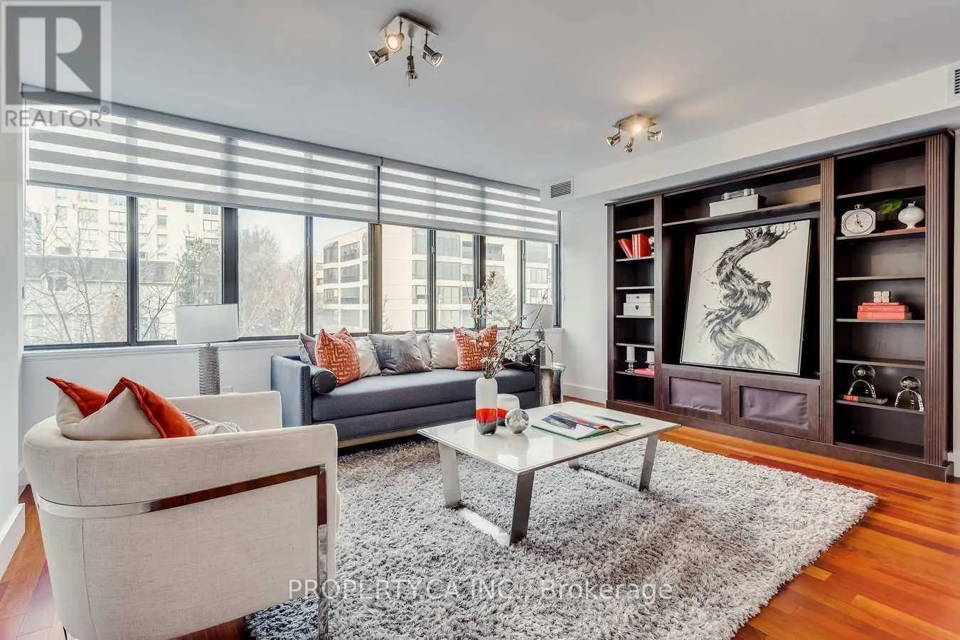 403 - 349 ST CLAIR AVENUE W