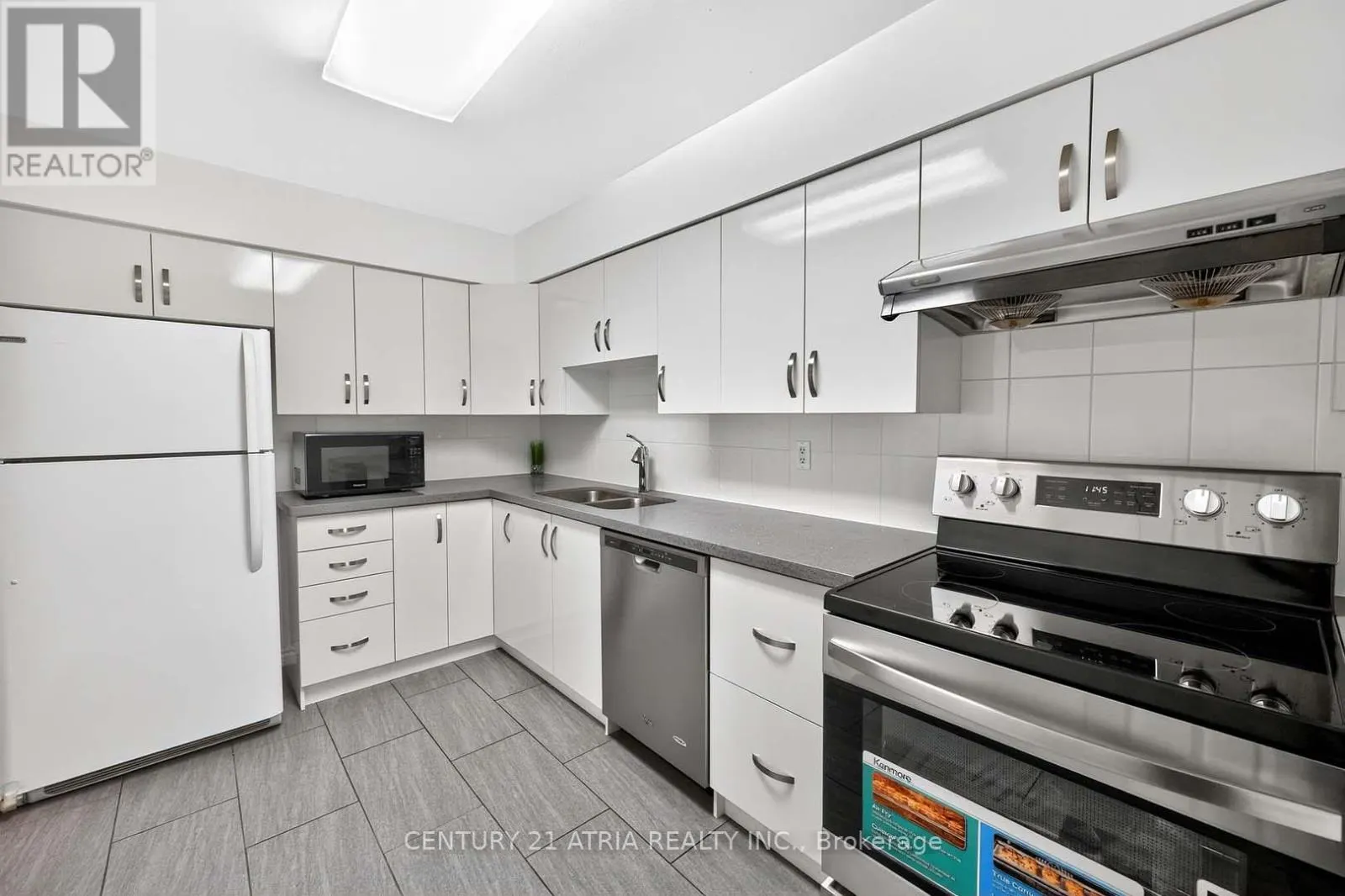 1804 - 3300 DON MILLS ROAD