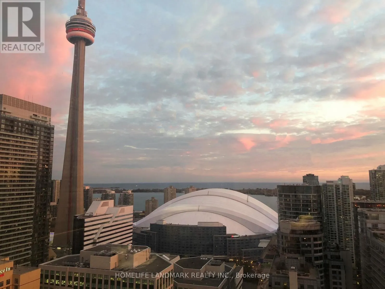 3106 - 88 BLUE JAYS WAY