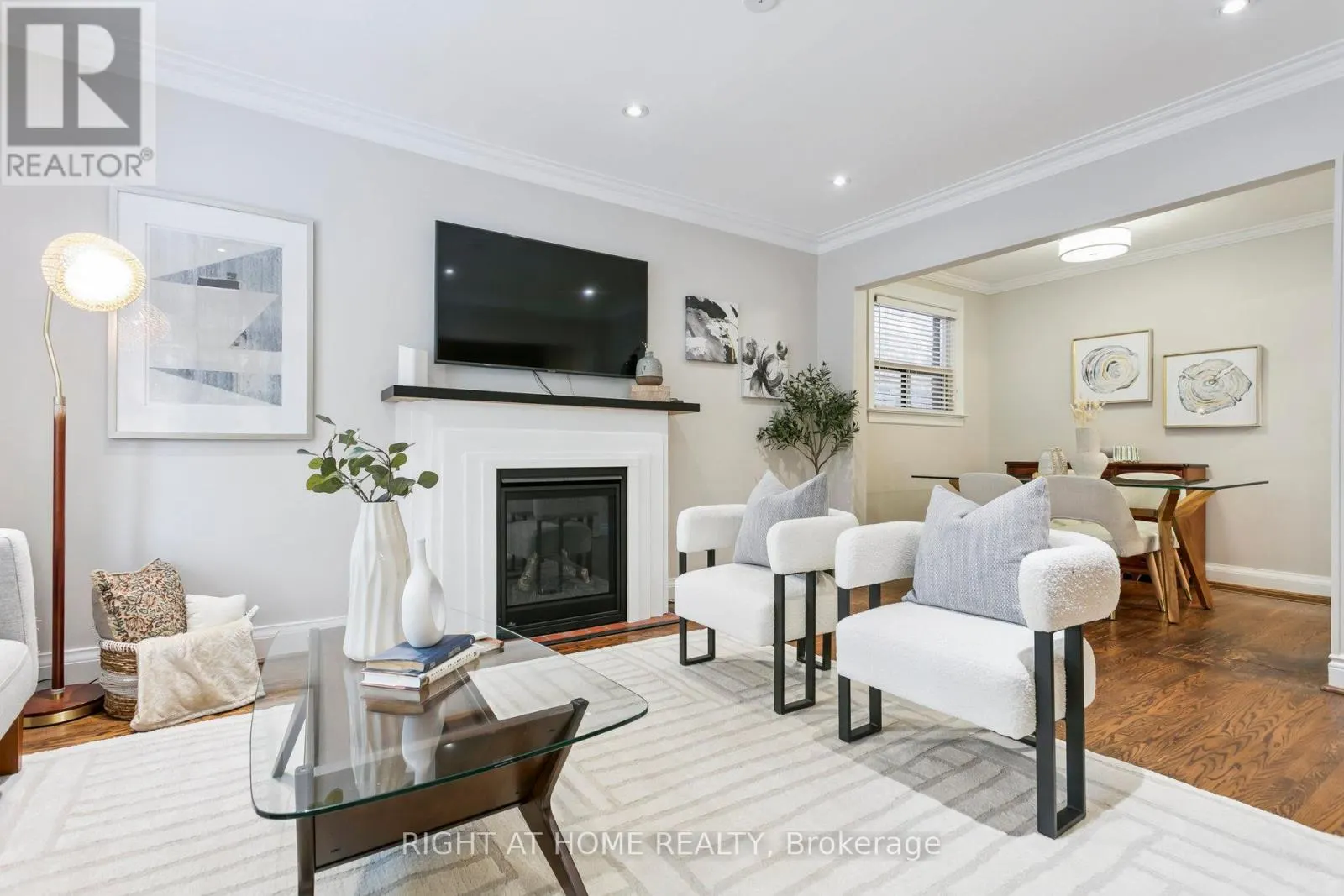 3 ROSENEATH GARDENS