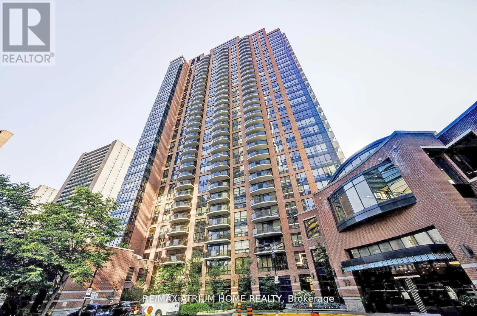 1810 - 33 SHEPPARD AVENUE E