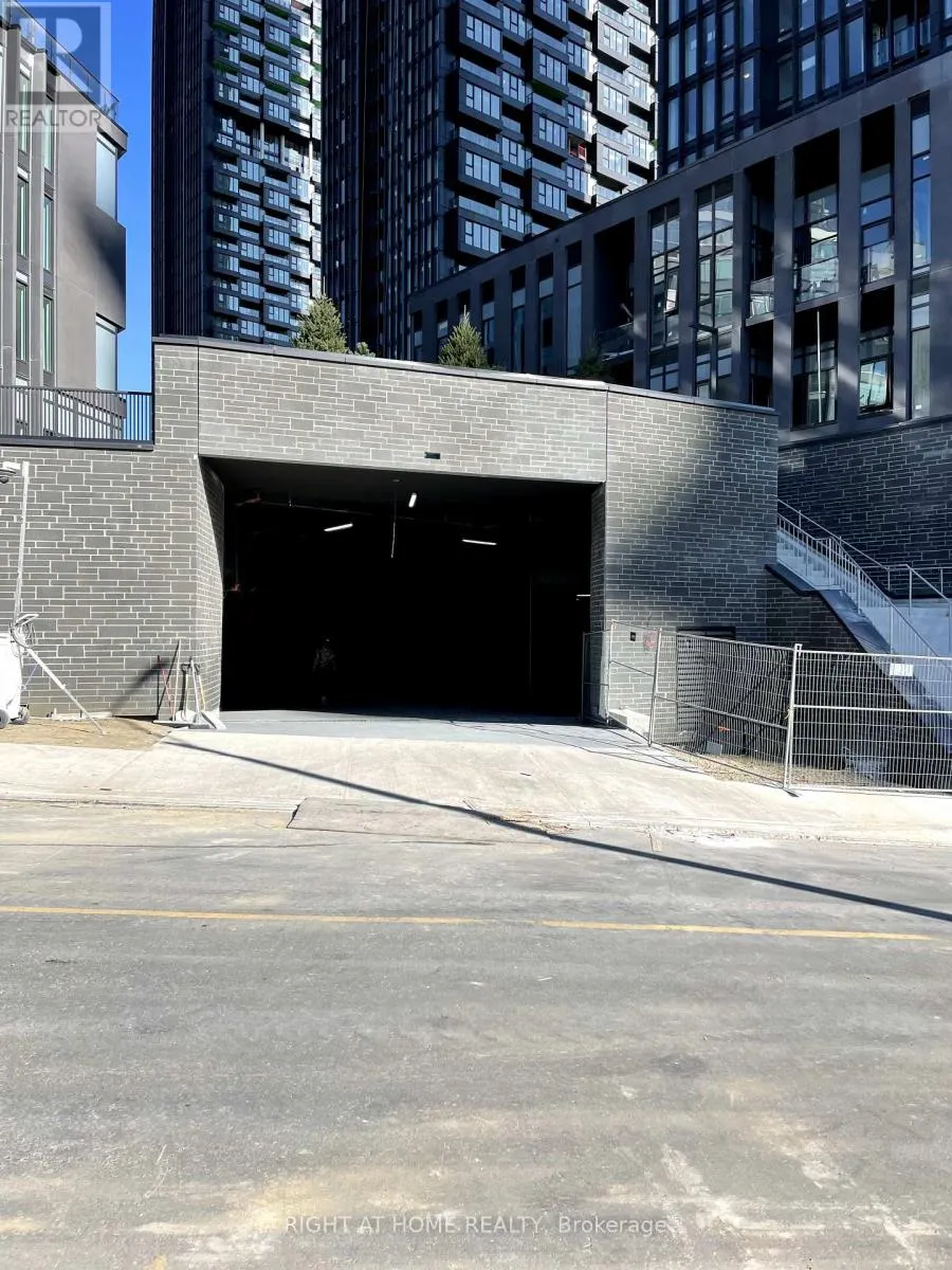 414 - 1 KYLE LOWRY ROAD