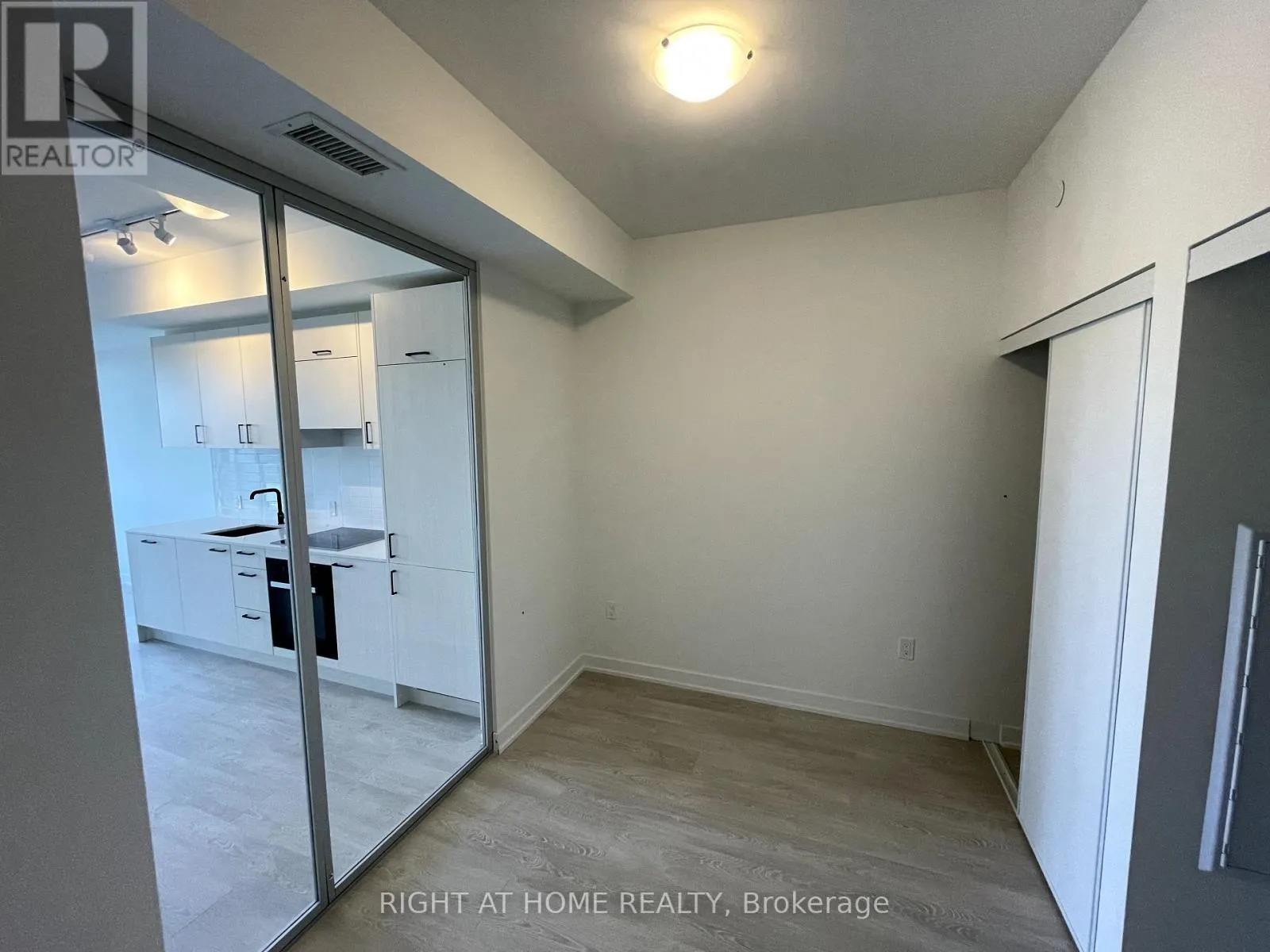414 - 1 KYLE LOWRY ROAD