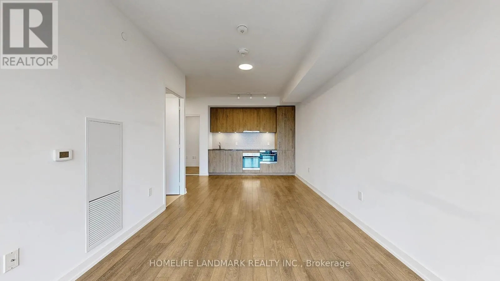 1101 - 158 FRONT STREET E