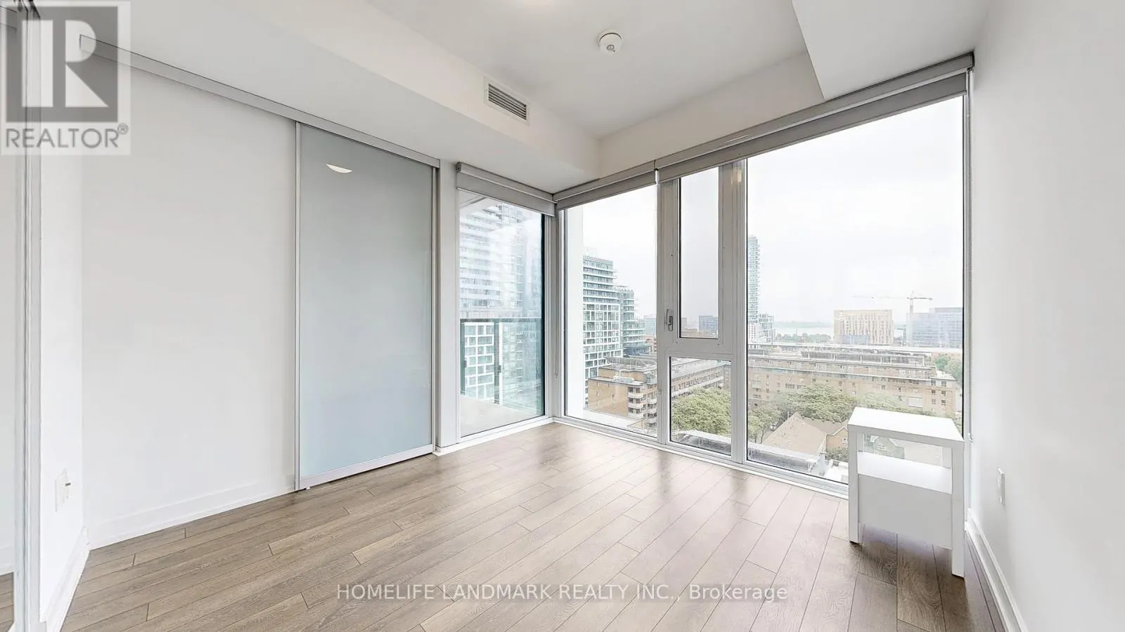 1101 - 158 FRONT STREET E