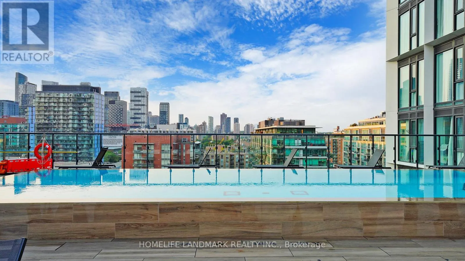 1101 - 158 FRONT STREET E