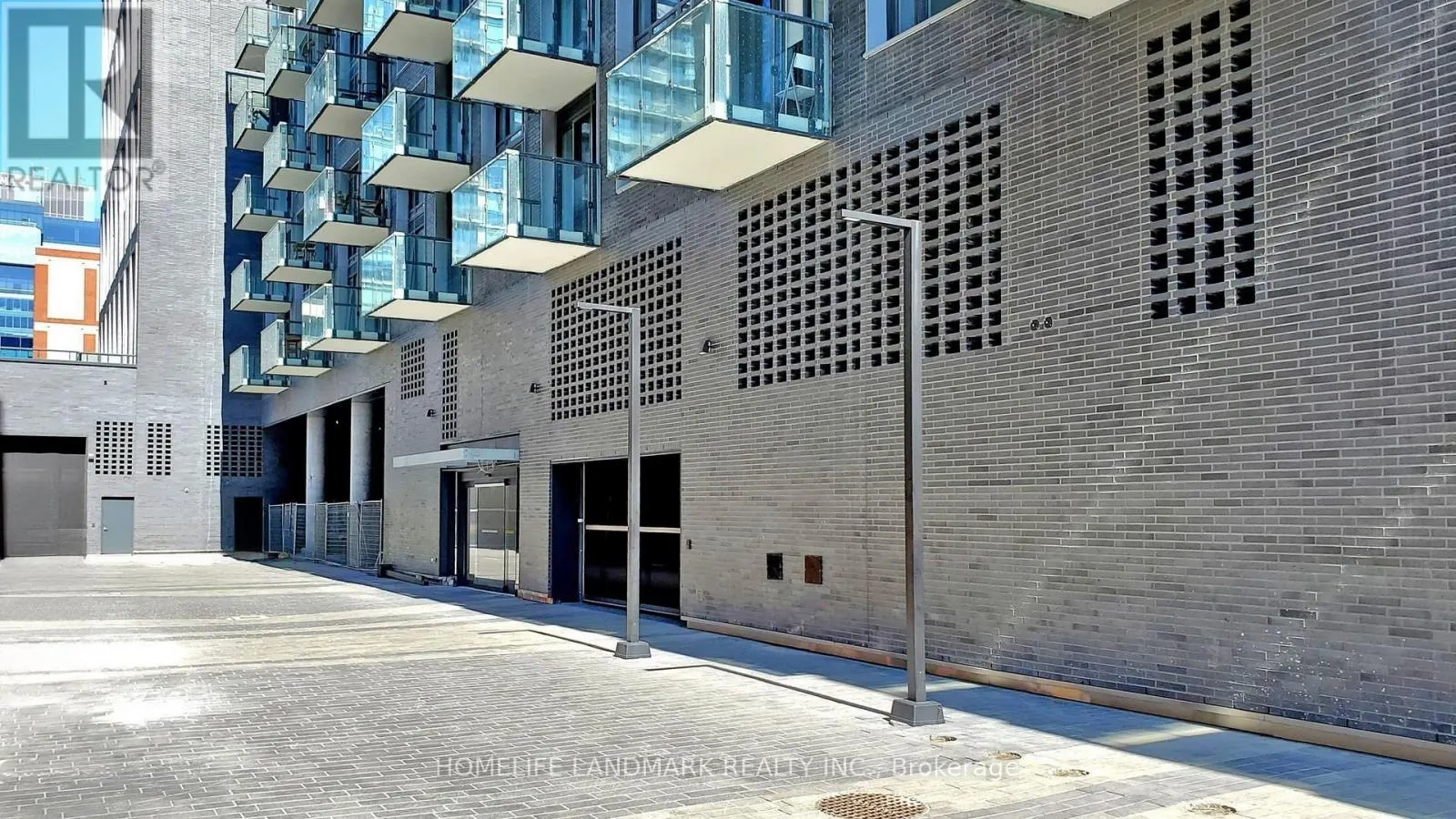 1101 - 158 FRONT STREET E