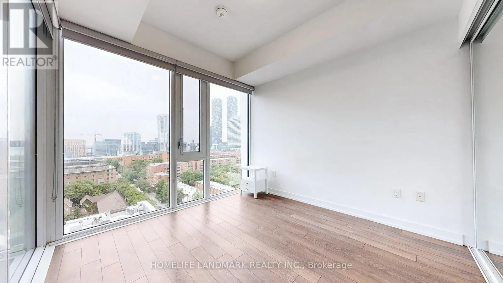 1101 - 158 FRONT STREET E