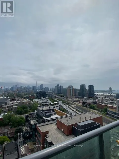 PH17E - 36 LISGAR STREET