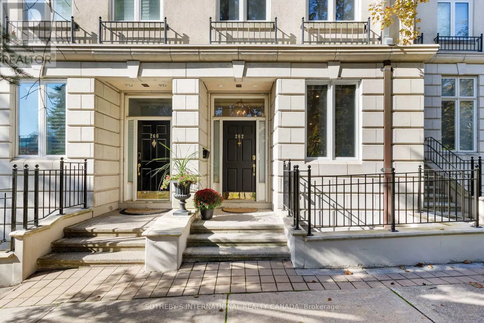 262 SPADINA ROAD