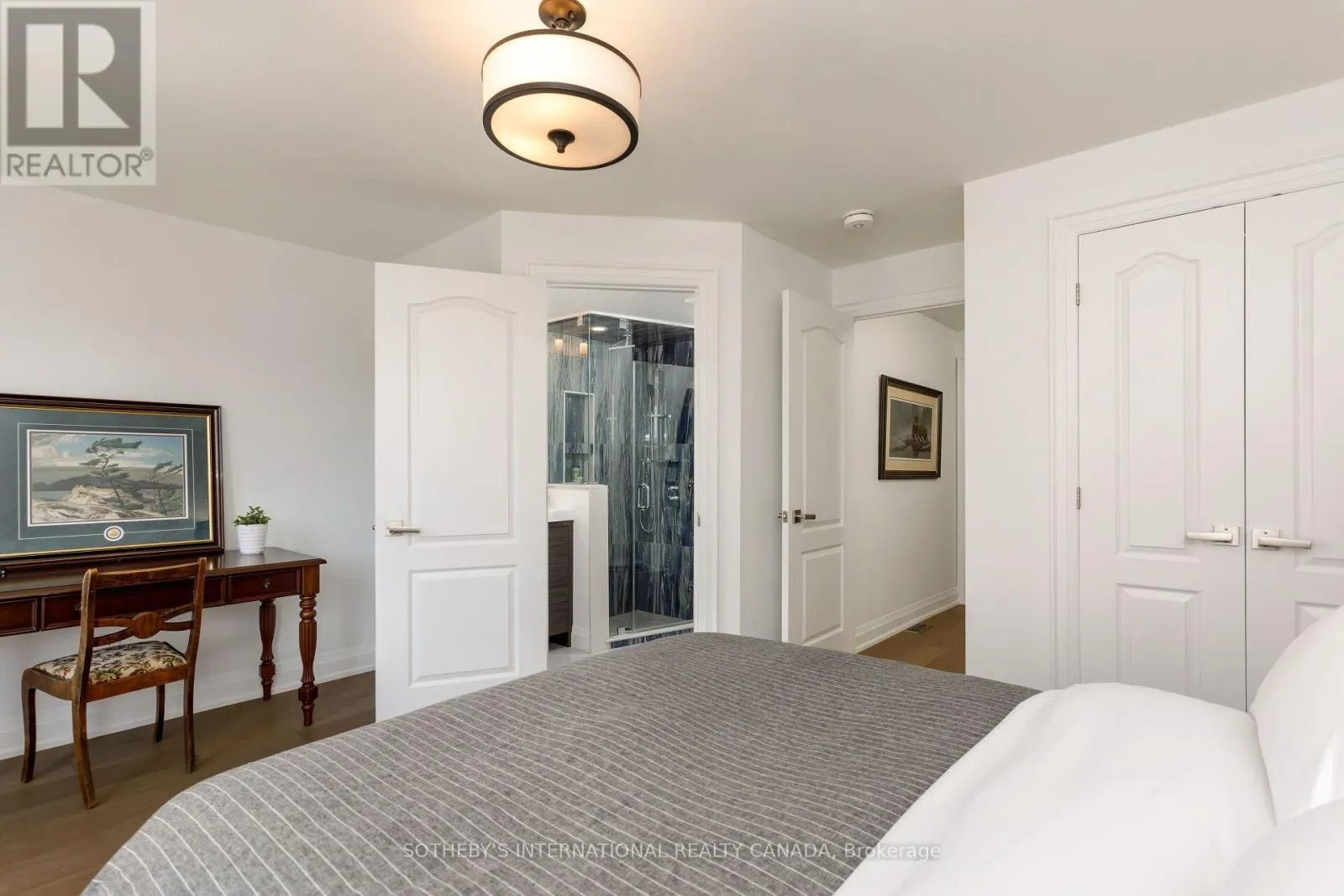 262 SPADINA ROAD
