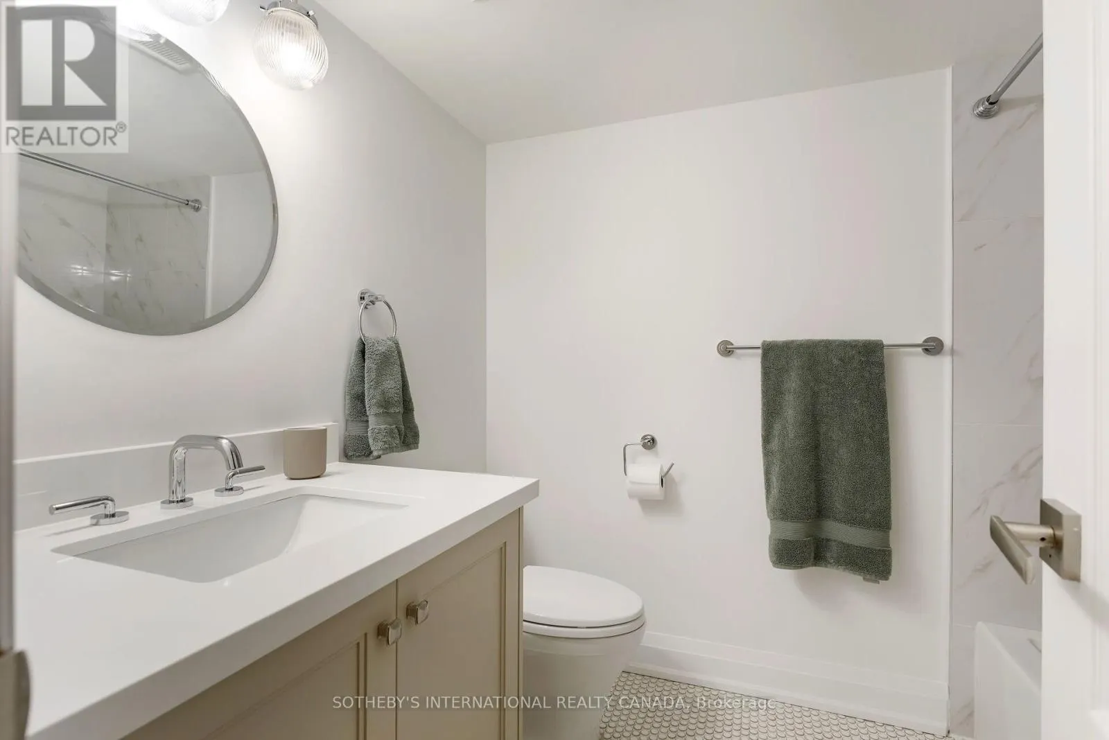 262 SPADINA ROAD