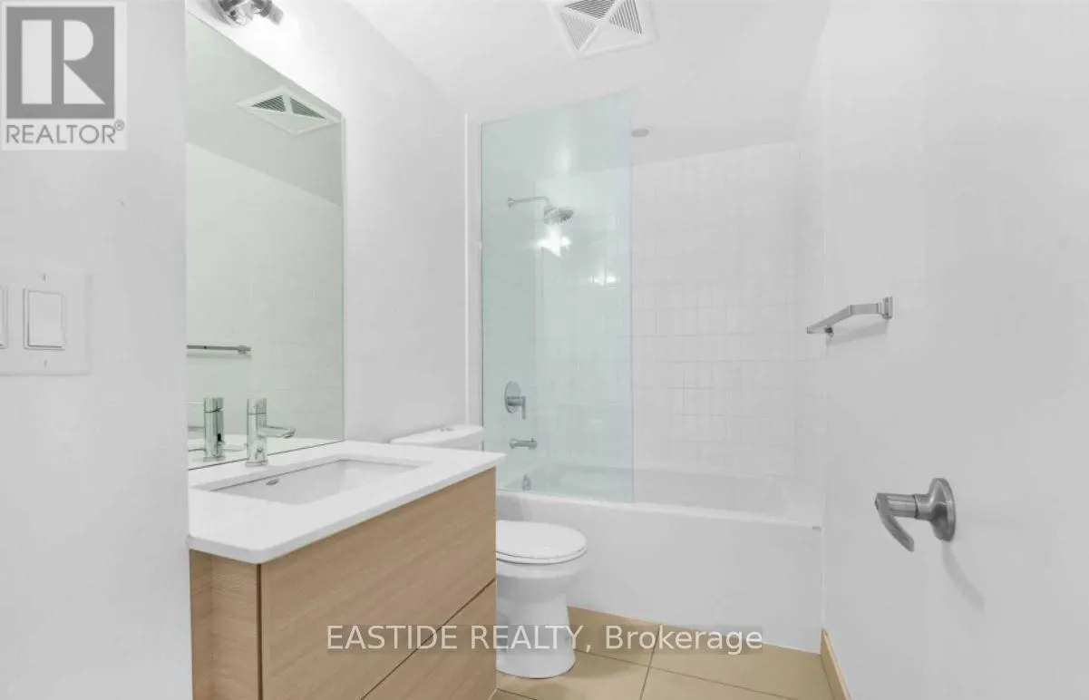 1512 - 210 SIMCOE STREET