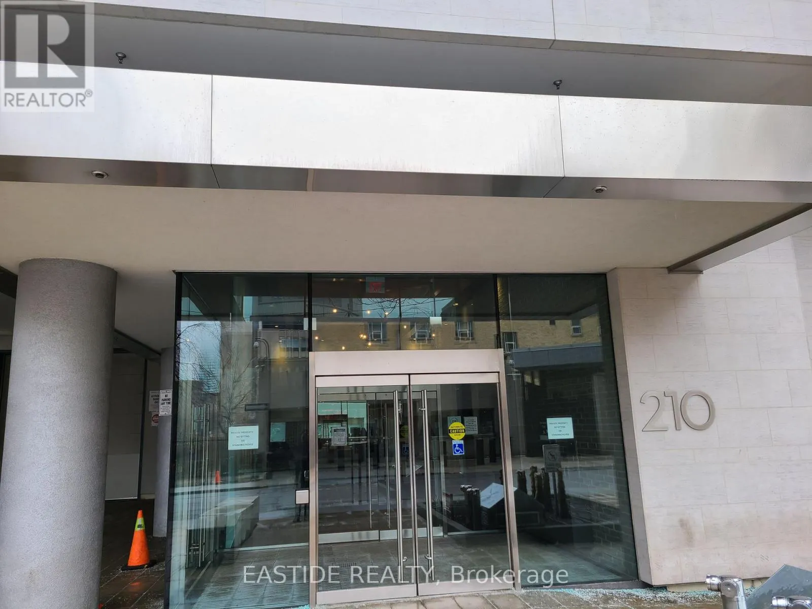 1512 - 210 SIMCOE STREET