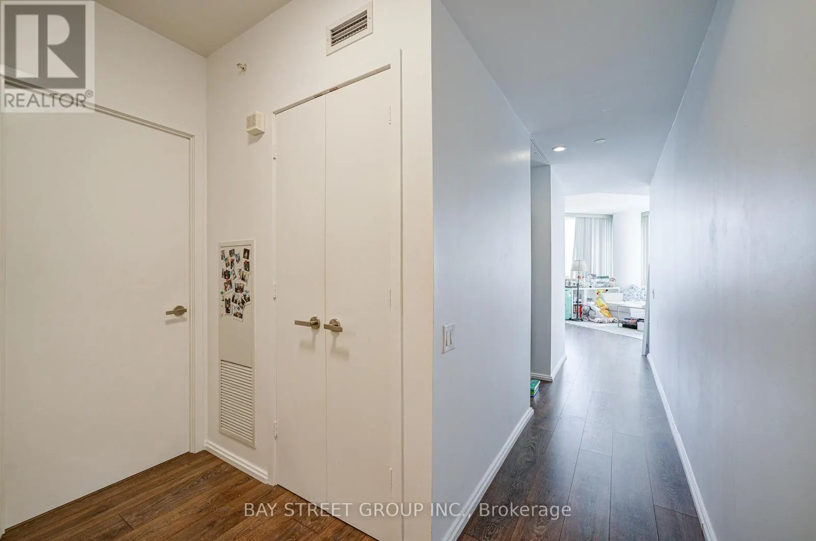 1201 - 45 CHARLES STREET E