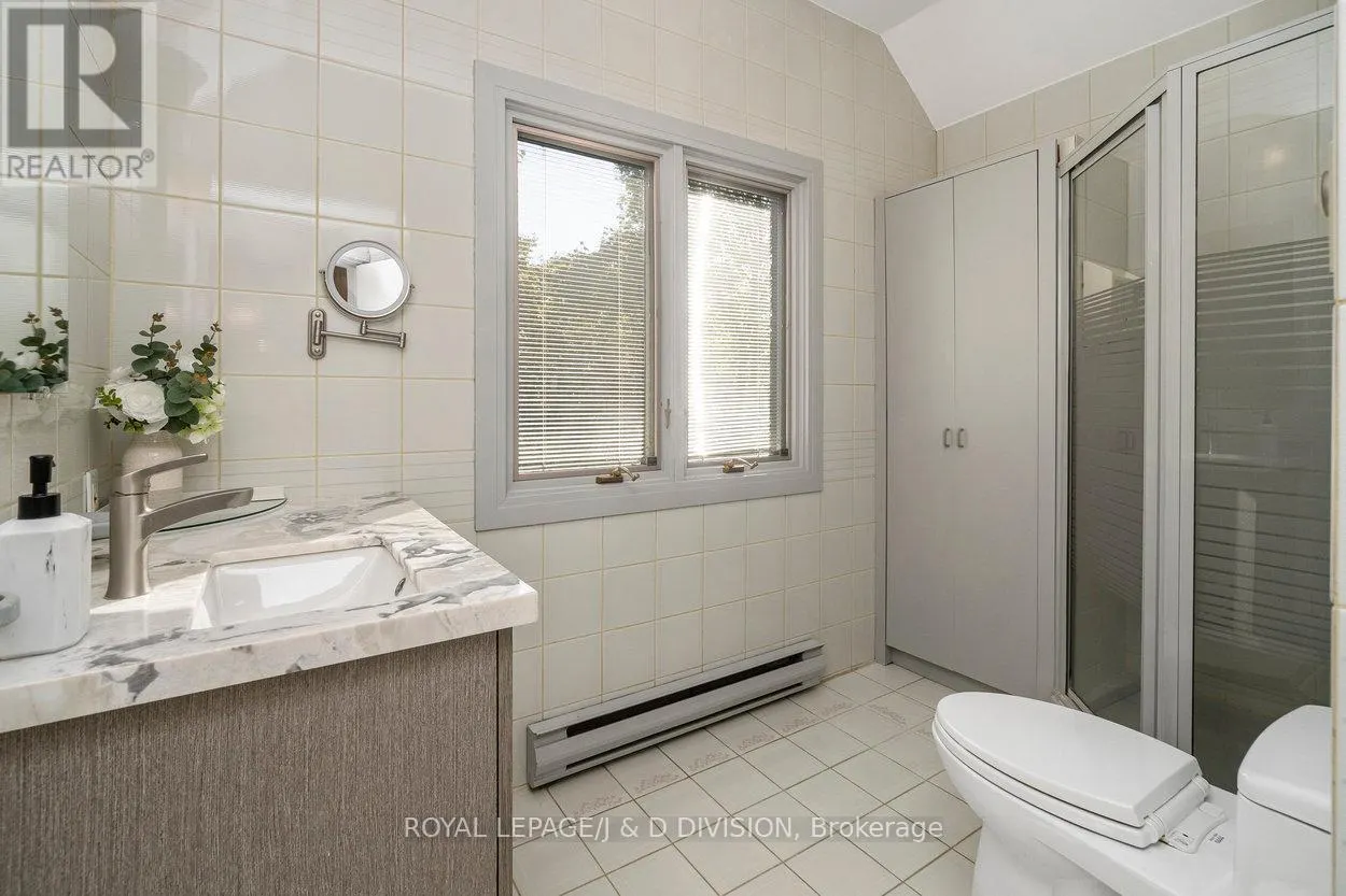 253 OLD FOREST HILL