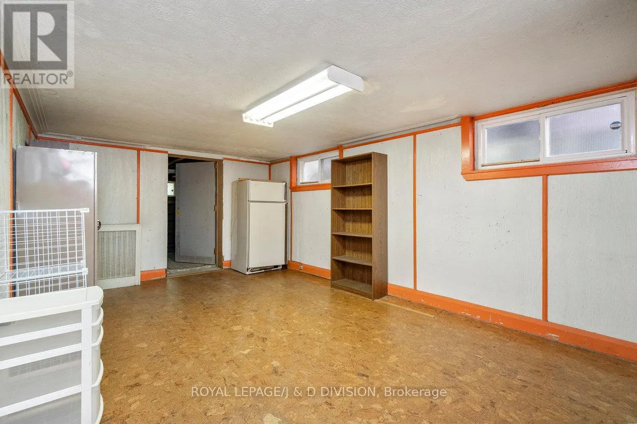 253 OLD FOREST HILL