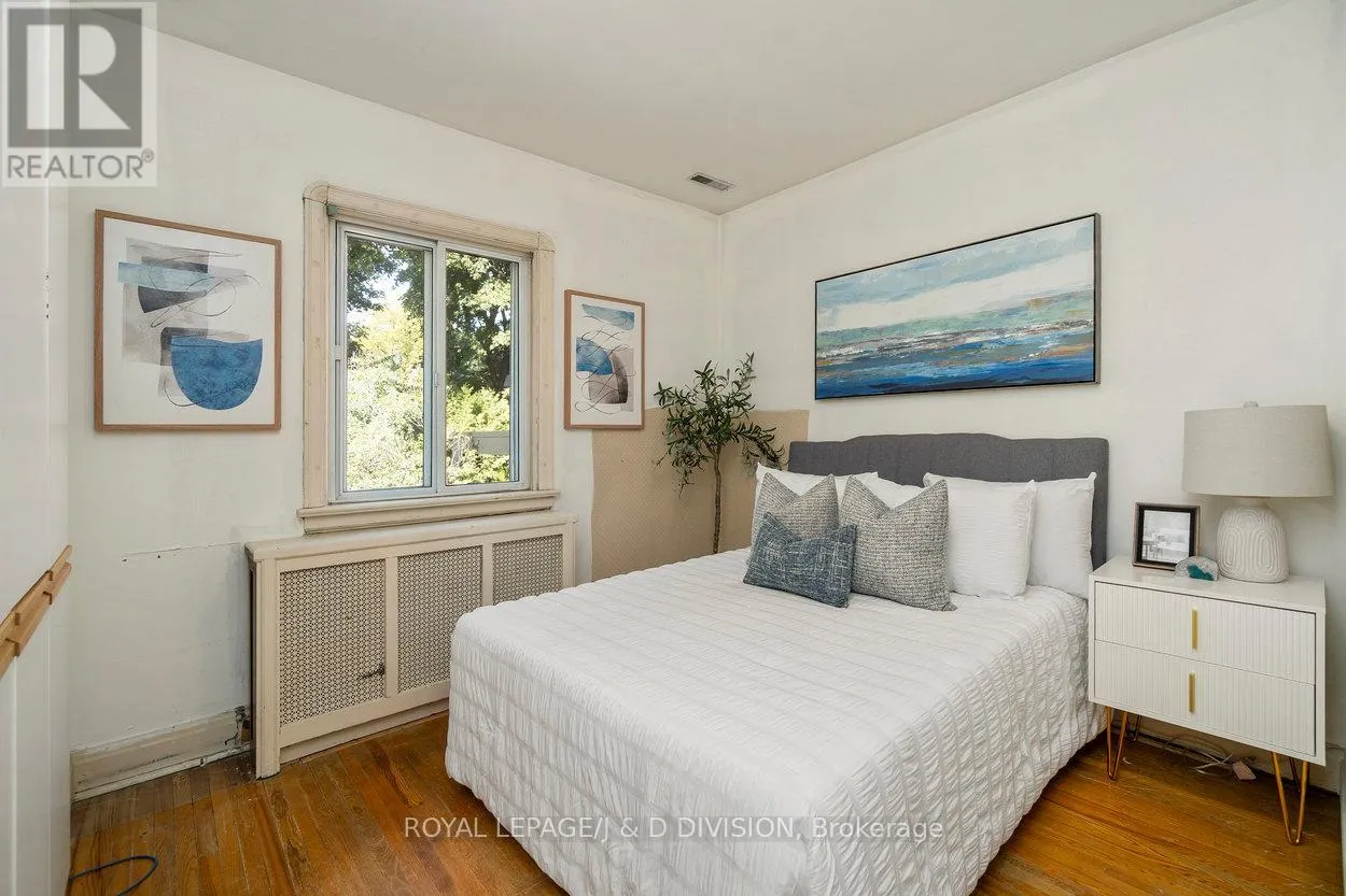 253 OLD FOREST HILL