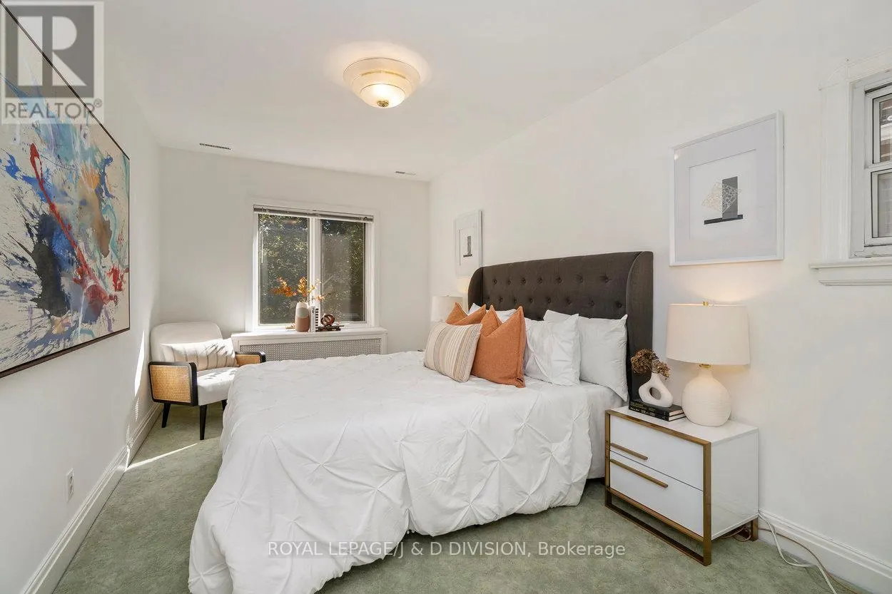 253 OLD FOREST HILL