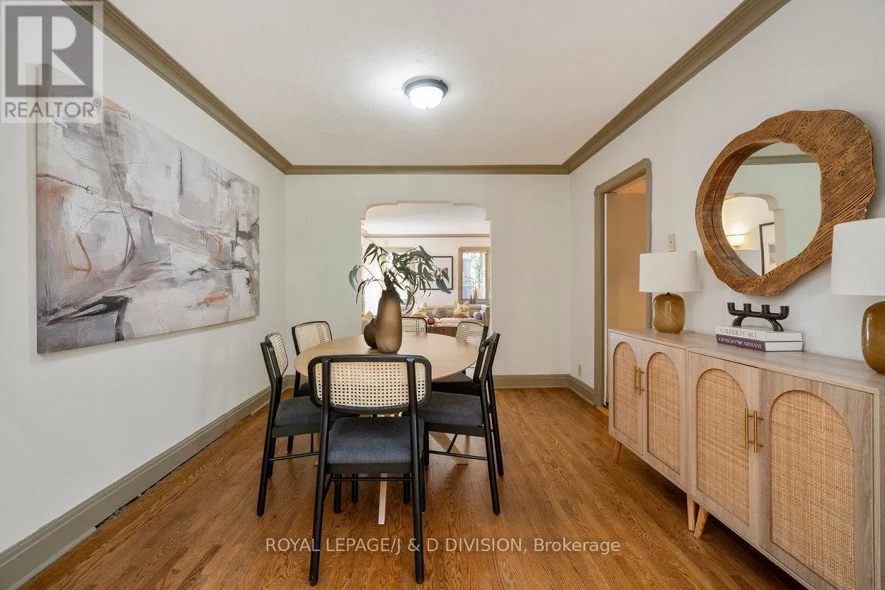 253 OLD FOREST HILL