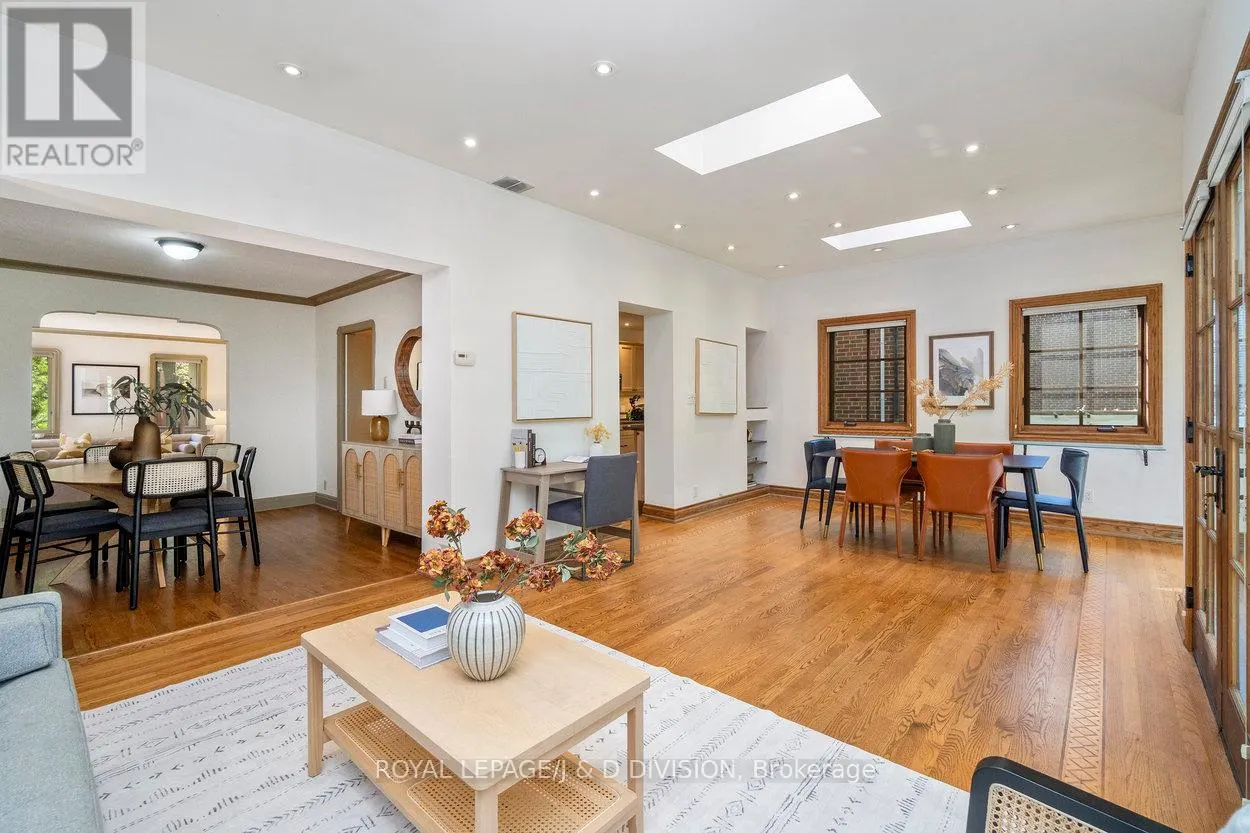 253 OLD FOREST HILL