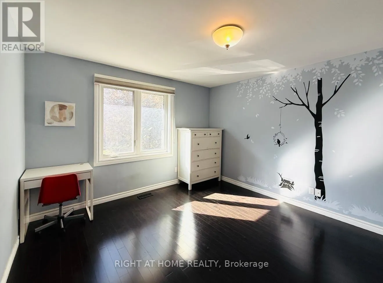 44 PRESTWICK CRESCENT
