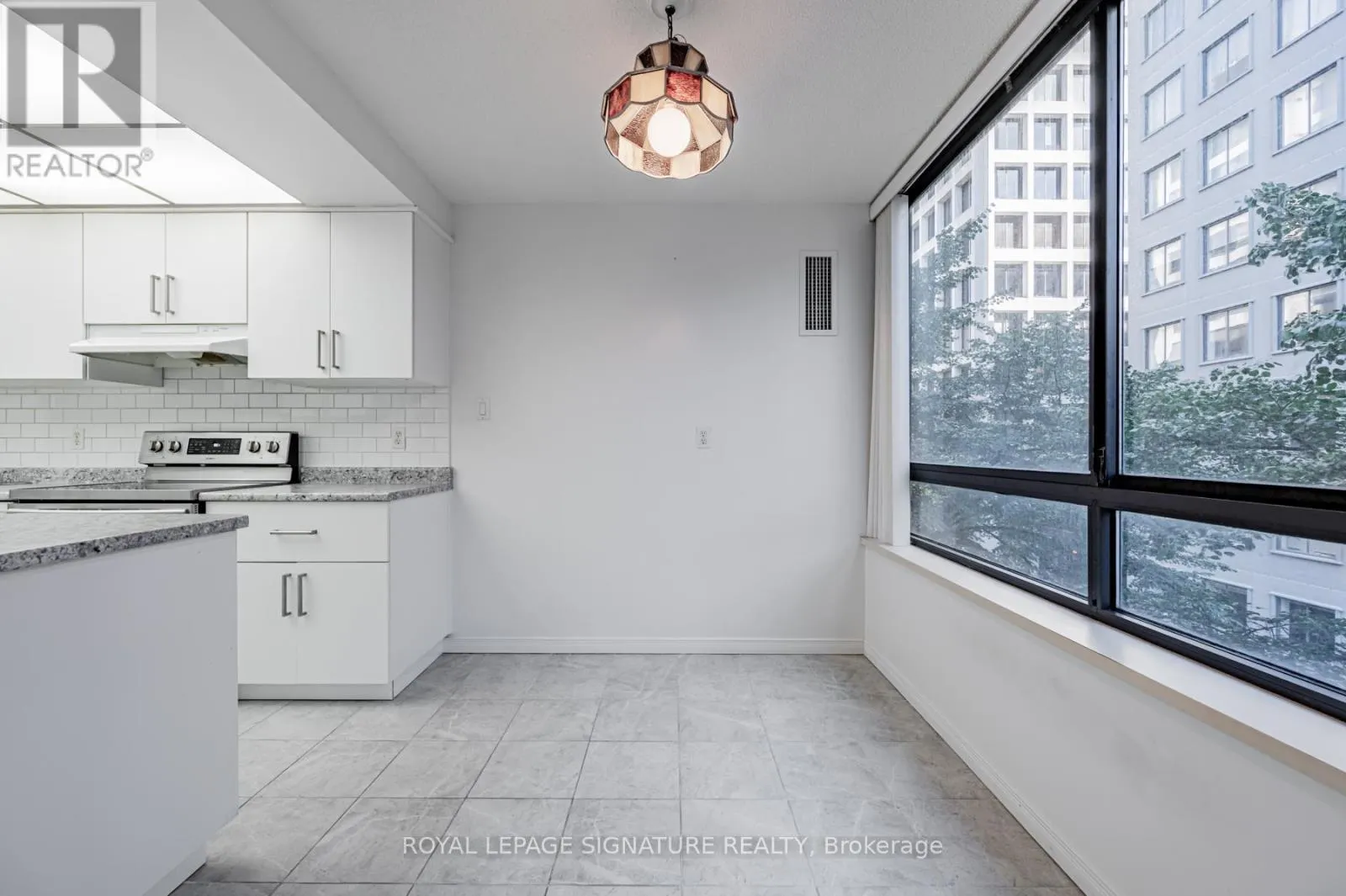 509 - 280 SIMCOE STREET