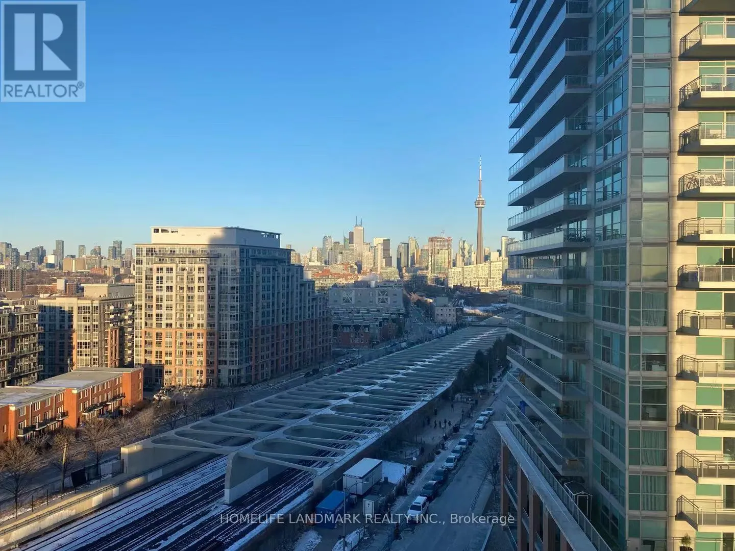1303 - 125 WESTERN BATTERY ROAD