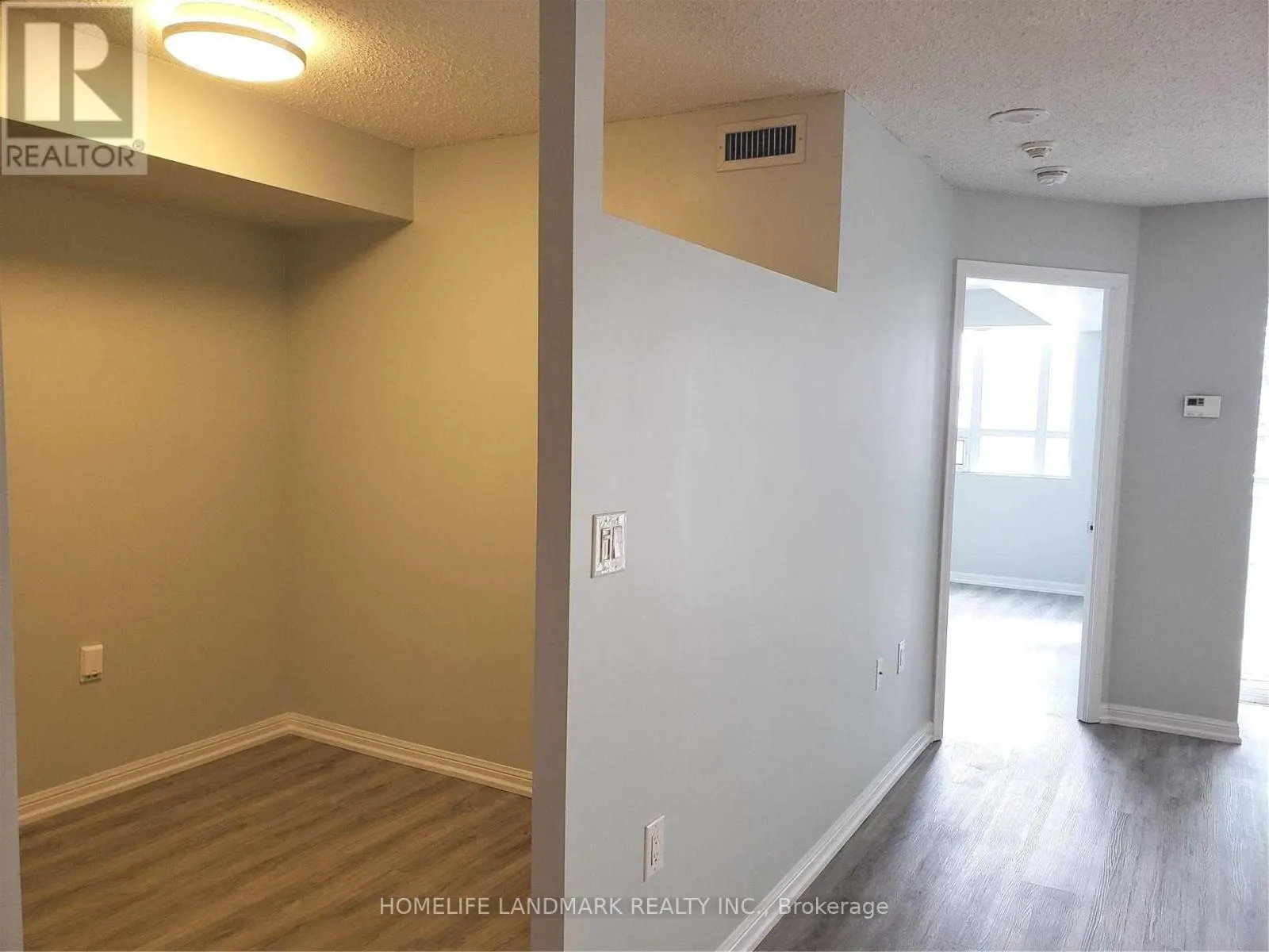 1303 - 125 WESTERN BATTERY ROAD