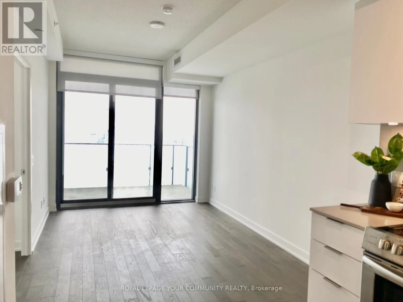 2701 - 25 RICHMOND STREET E