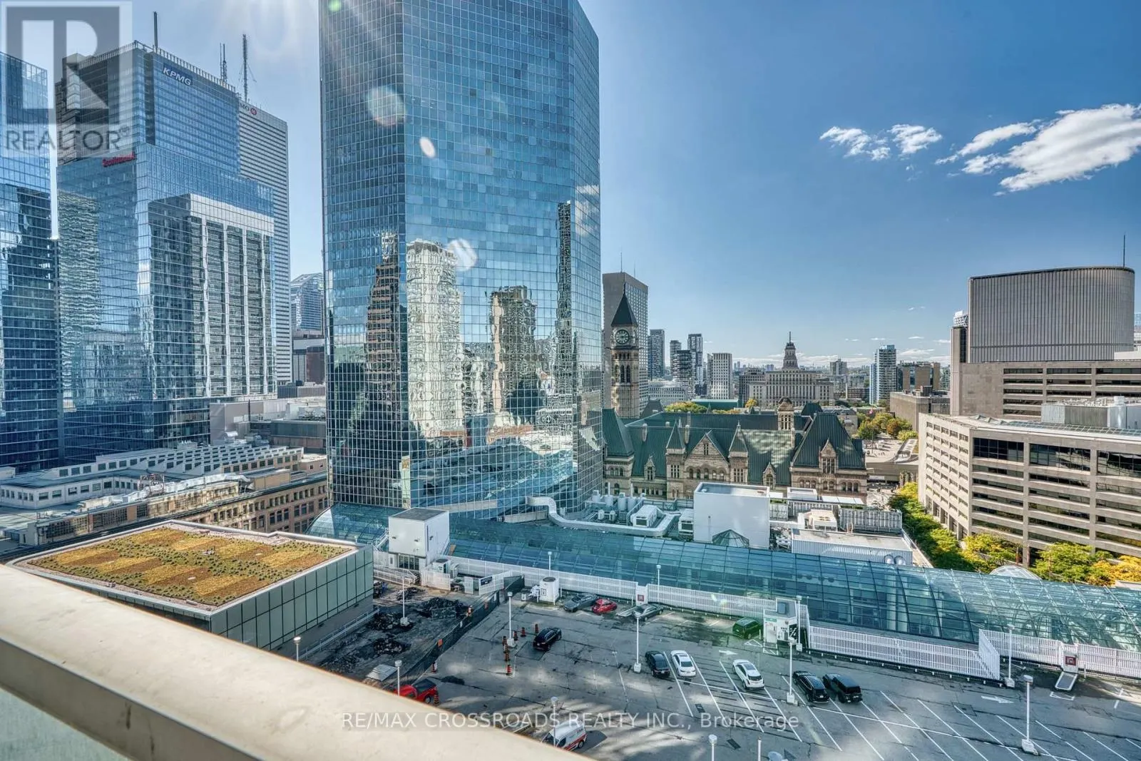 1510 - 197 YONGE STREET