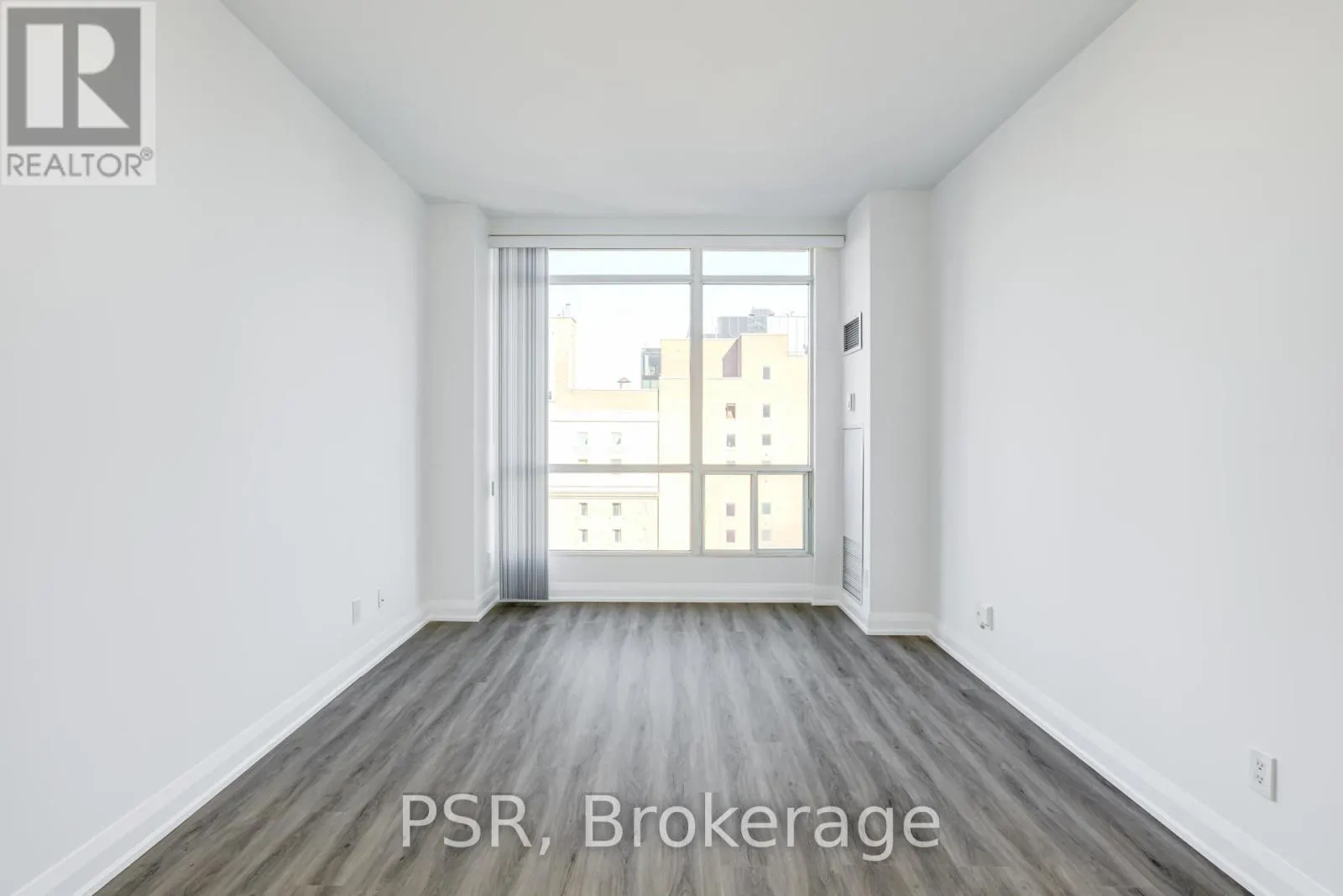 1816 - 7 KING STREET E