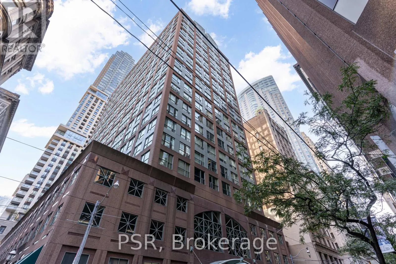 1816 - 7 KING STREET E