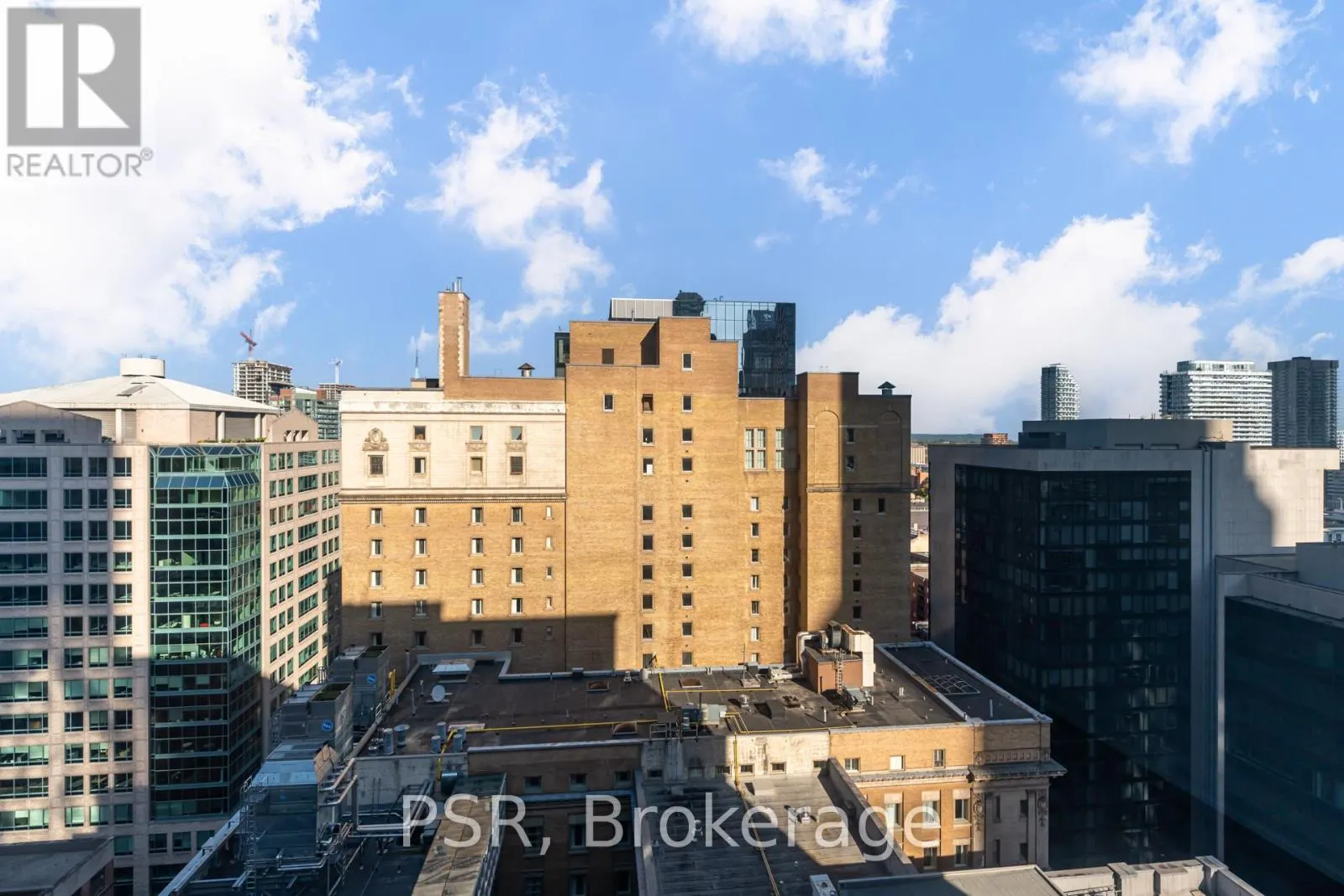 1816 - 7 KING STREET E