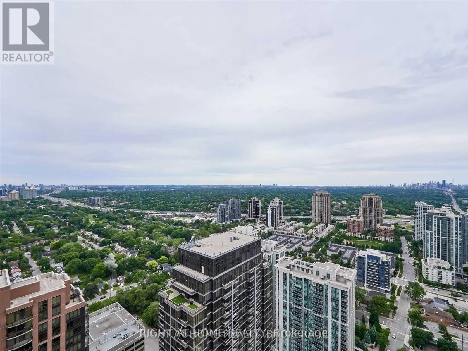 3816 - 5 SHEPPARD AVENUE E