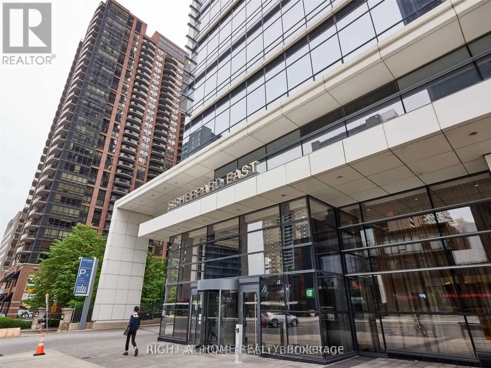 3816 - 5 SHEPPARD AVENUE E