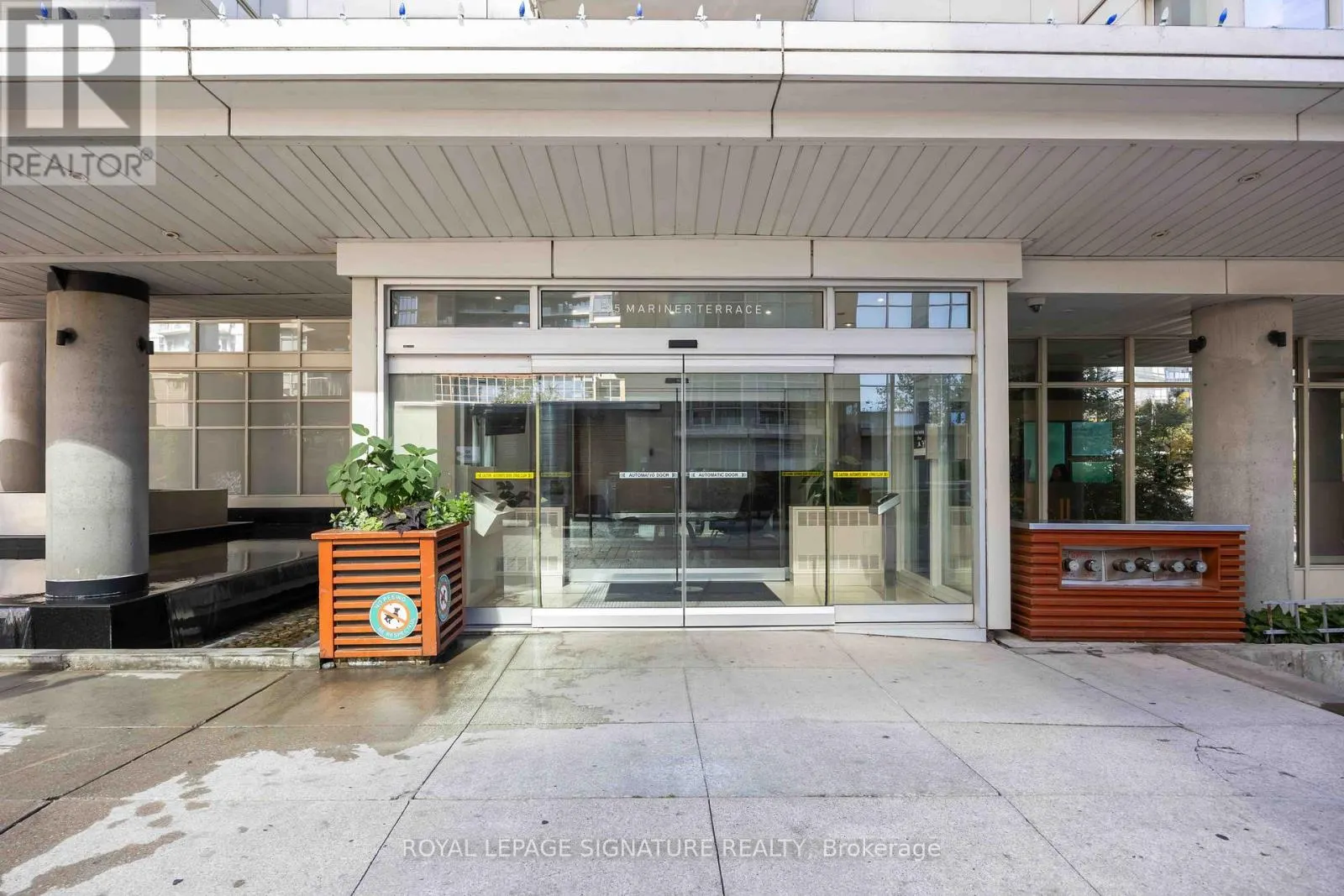 3309 - 35 MARINER TERRACE