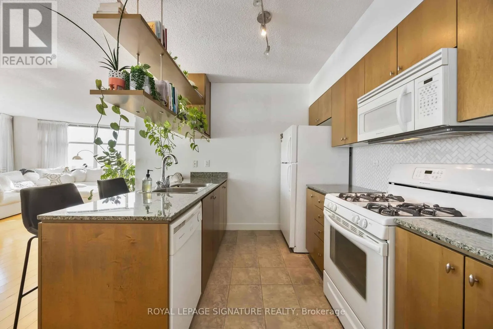 3309 - 35 MARINER TERRACE