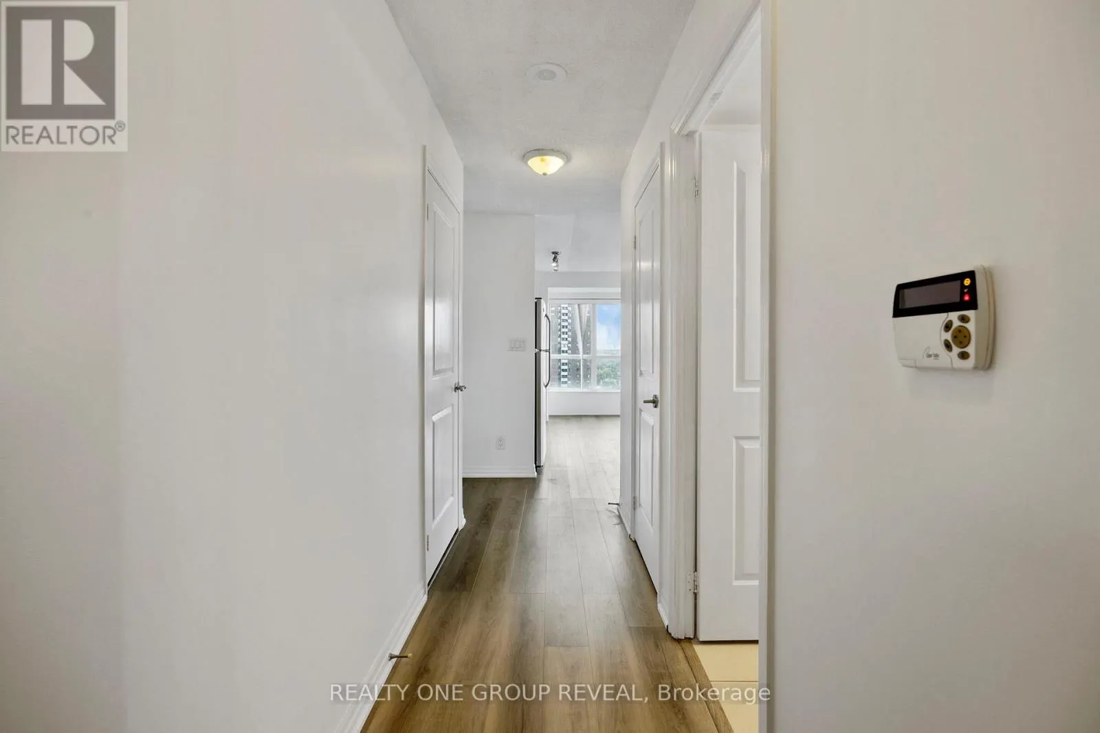 1109 - 2015 SHEPPARD AVENUE E