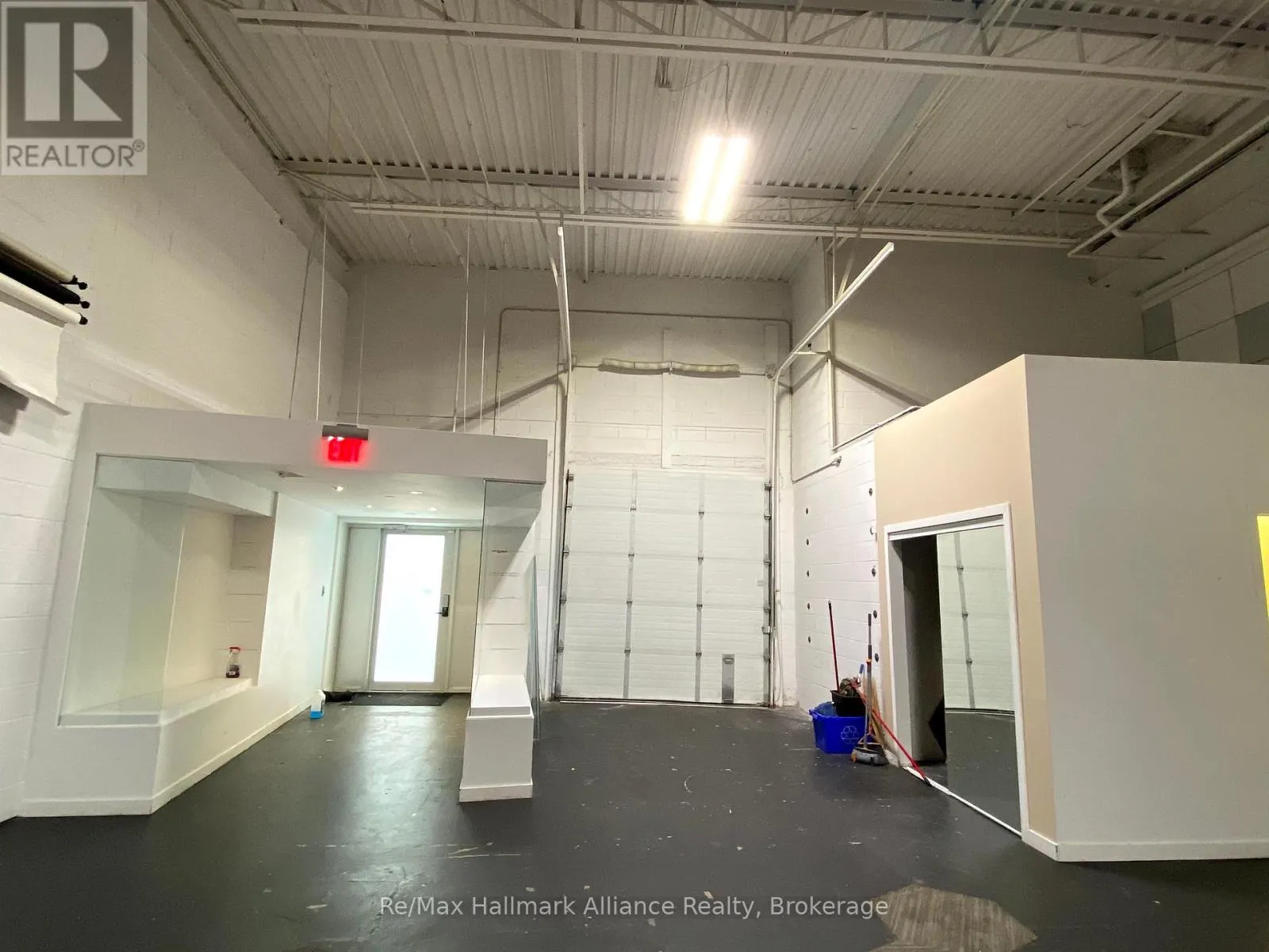 106B - 100 SUNRISE AVENUE, #106b