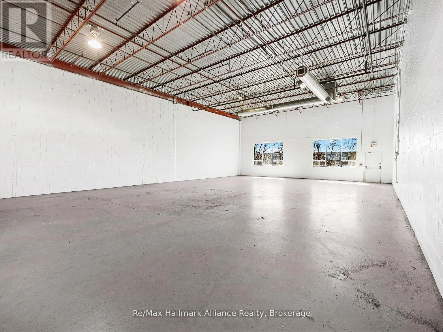 157 - 100 SUNRISE AVENUE, #157