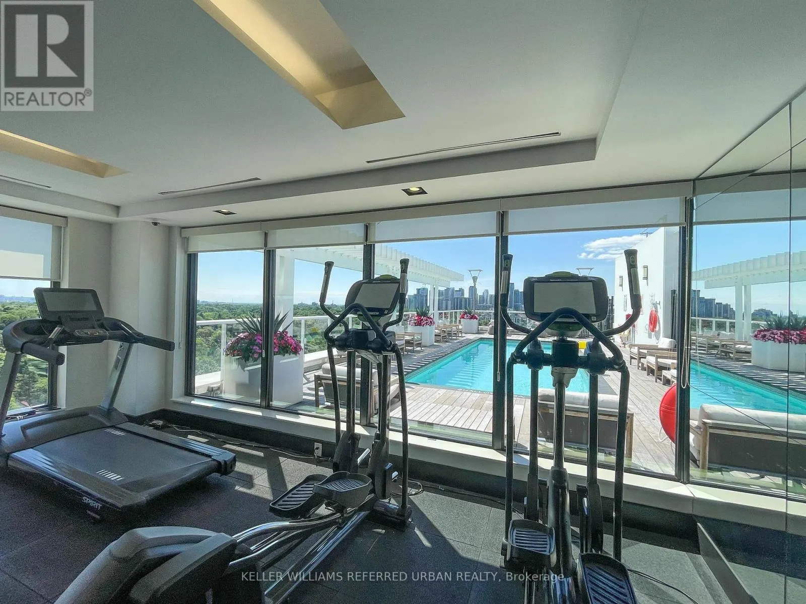 1015 - 3018 YONGE STREET