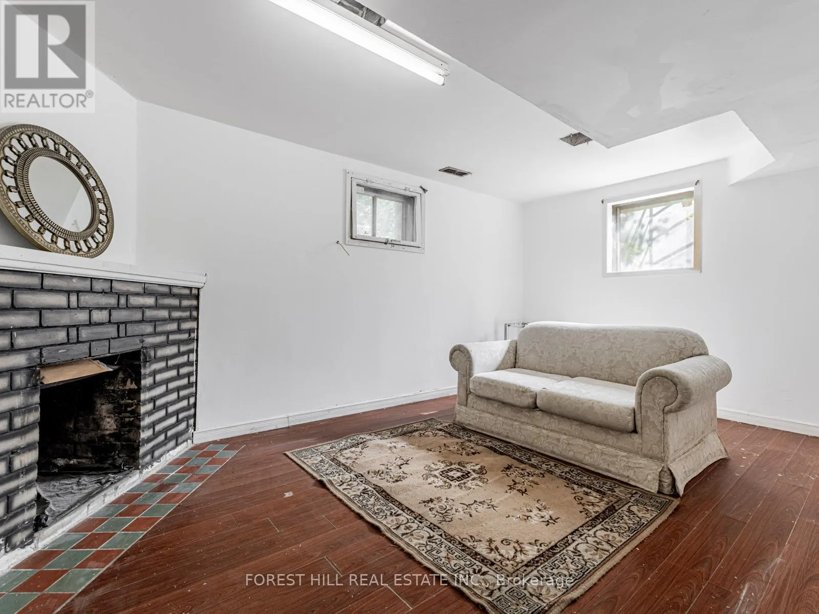 309 HILLCREST AVENUE