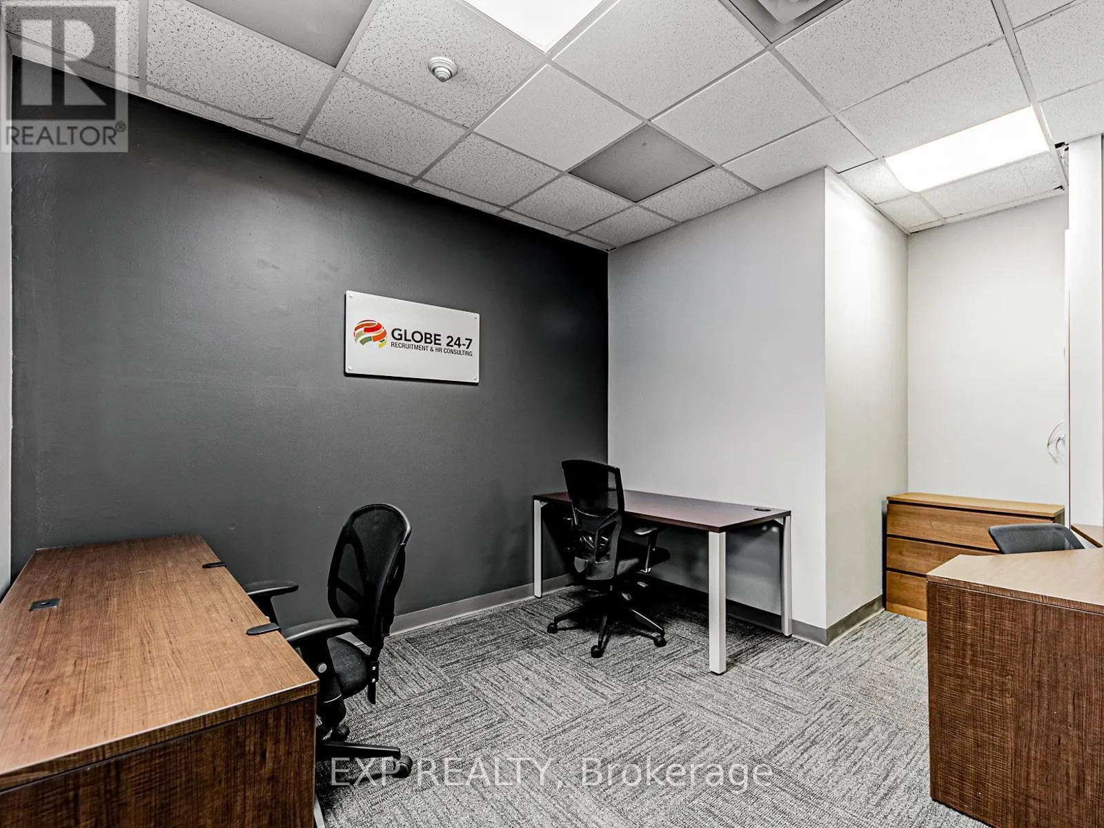 317 - 1033 BAY STREET