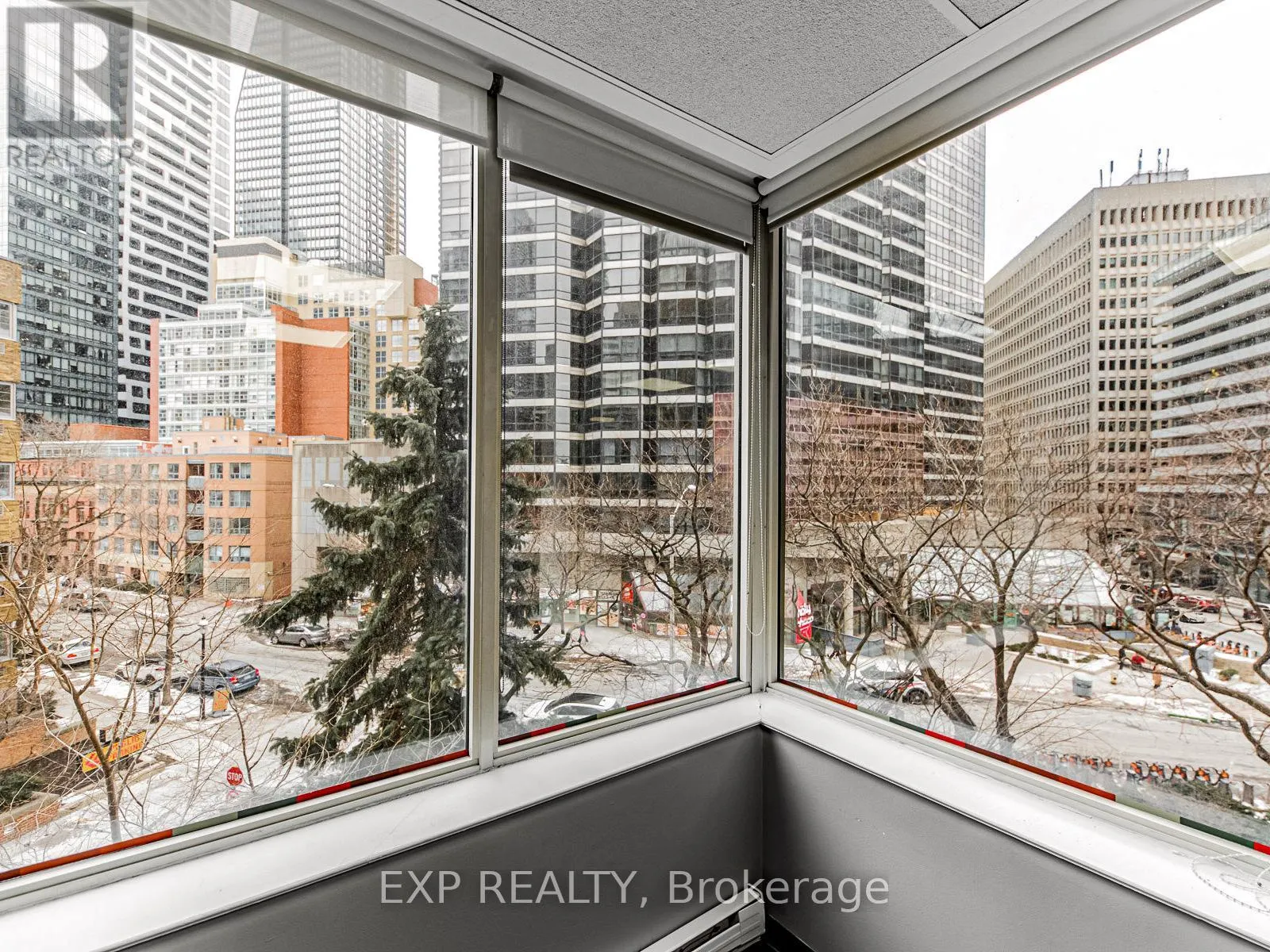 317 - 1033 BAY STREET