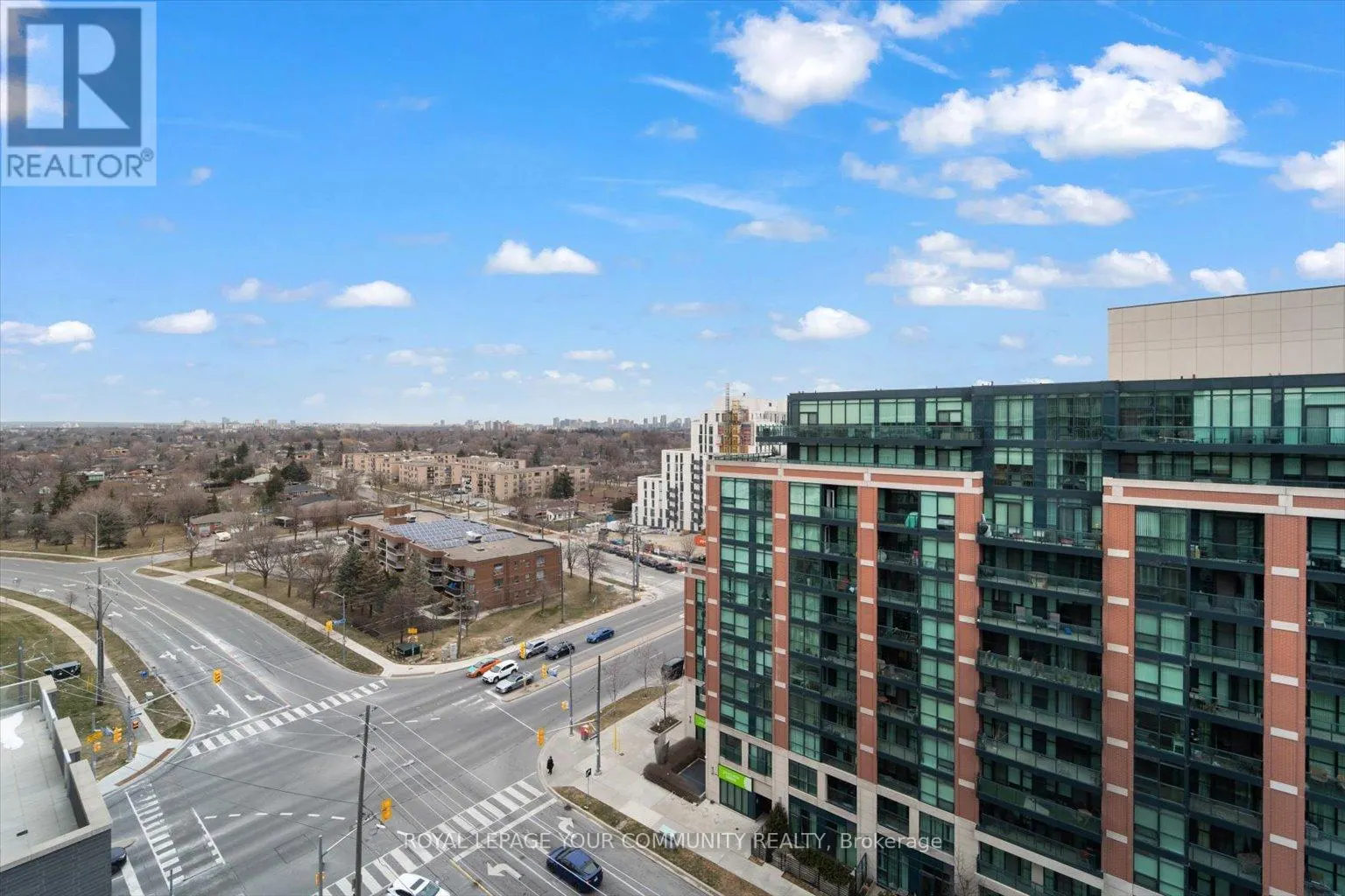 1107E - 555 WILSON AVENUE