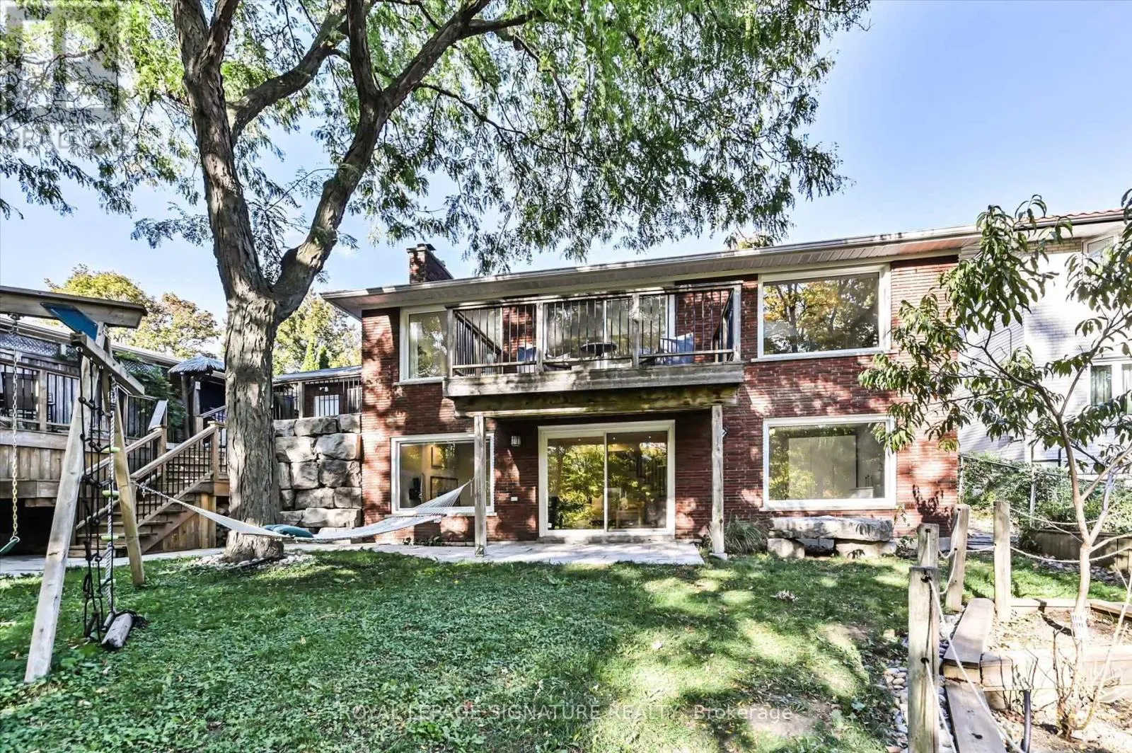 195 SWEENEY DRIVE