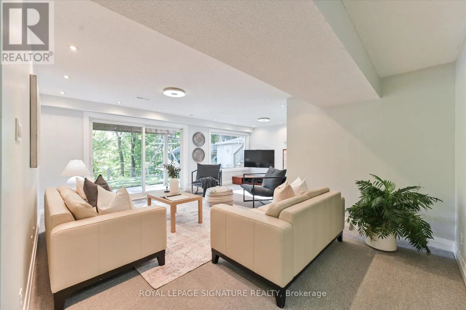 195 SWEENEY DRIVE
