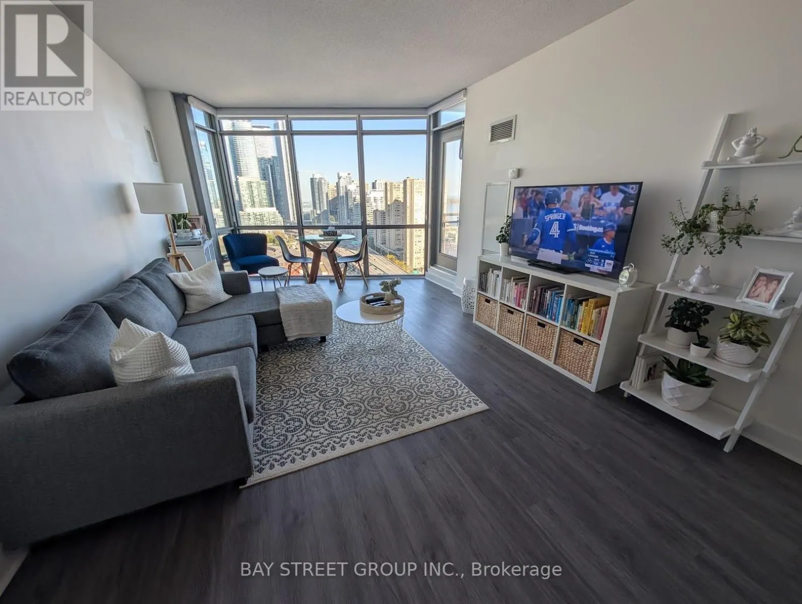2801 - 5 MARINER TERRACE