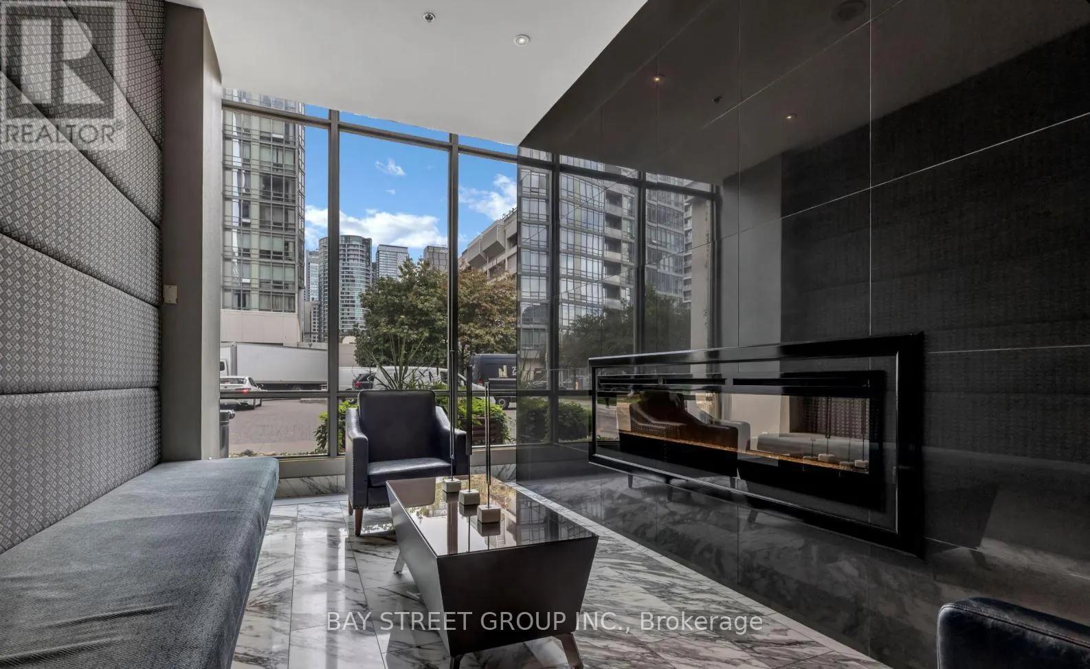2801 - 5 MARINER TERRACE